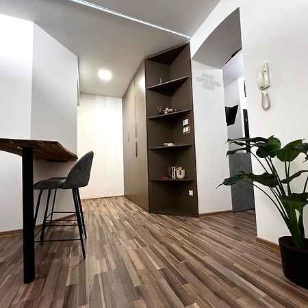 Palackeho Lobby Apartment Olomouc Exterior photo